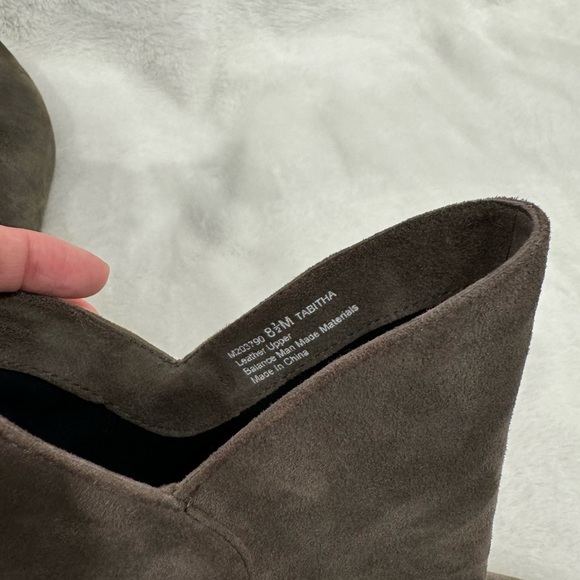 Me Too Tabitha Grey Bootie Size 8.5 - Picture 6 of 9